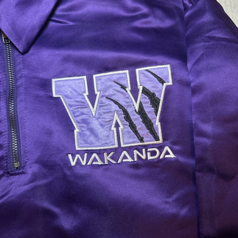Disney Black Panther Quarter Zip - Picture 3 of 4